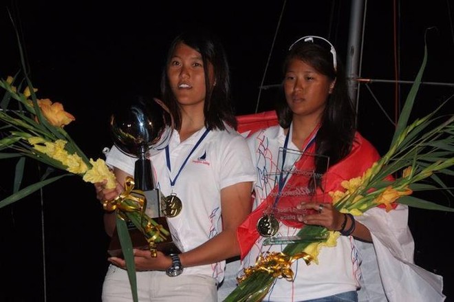2012 Ladies World 420 Champions Rachel Lee and Cecilia Low  © Paul Szimak - copyright http://www.derpaul.at